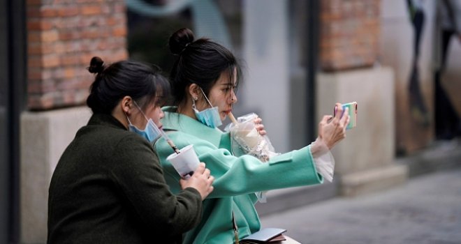 Çin, ‘hastalık belirtisi göstermeyen’ COVID-19 vakalarını ilk kez açıkladı
