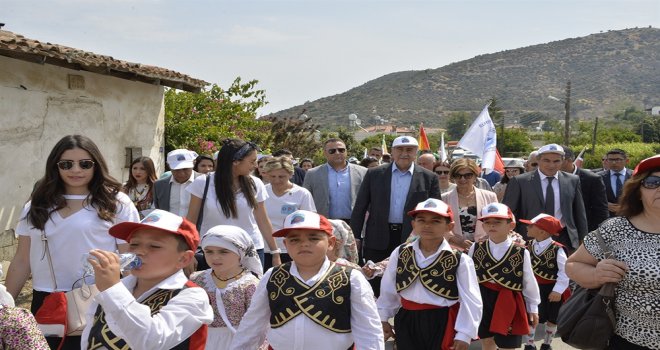 CUMHURBAŞKANI AKINCI: “NEYİ, NASIL YAPABİLECEĞİMİZİ BİLİYORUZ AMA BUNLARI YAŞAMA GEÇİRMEKTE SIKINTI YAŞIYORUZ.”