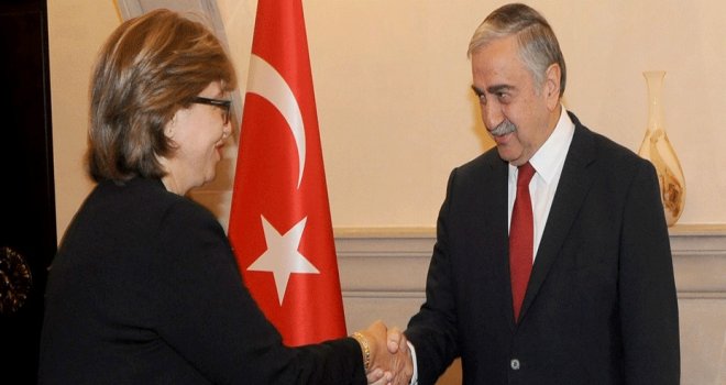 Cumhurbaşkanı Akıncı tebrikleri kabul etti