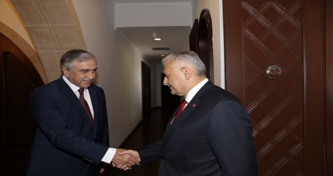 CUMHURBAŞKANI AKINCI, TÜRKİYE BAŞBAKANI YILDIRIM’I KABUL ETTİ