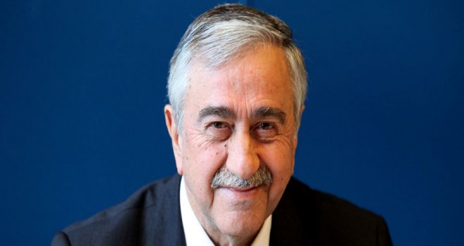 CUMHURBAŞKANI AKINCI, YARIN MECLİS BAŞKANI VE MECLİS’TE TEMSİL EDİLEN PARTİLERİN BAŞKANLARIYLA GÖRÜŞECEK