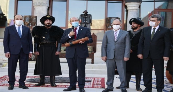 CUMHURBAŞKANI TATAR: BİZ OSMANLI'NIN TORUNLARIYIZ