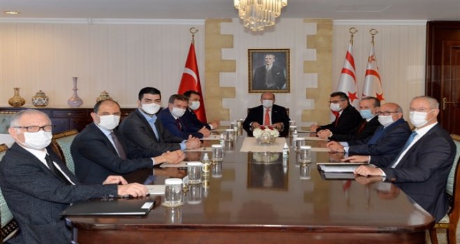 CUMHURBAŞKANI TATAR, SİYASİ PARTİ BAŞKANLARIYLA GÖRÜŞÜYOR