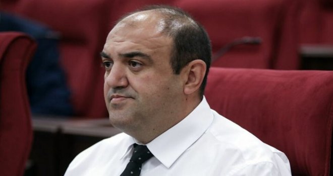 Devrim Barçın: Ekonomi yönetimi çöktü