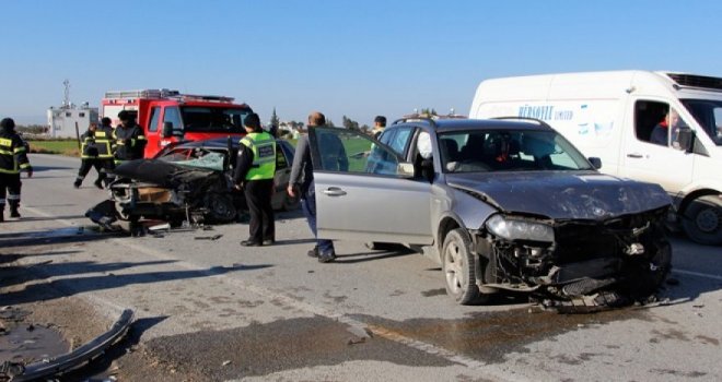 Dikkatsiz dönüş kaza getirdi!   