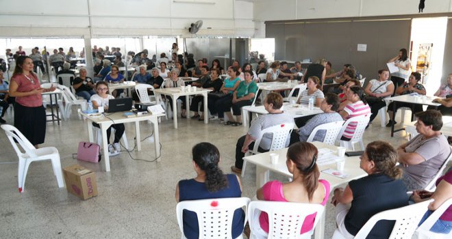 Dikmen'de “Sağlıklı Sohbetler Kahvesi” etkinliği düzenlendi