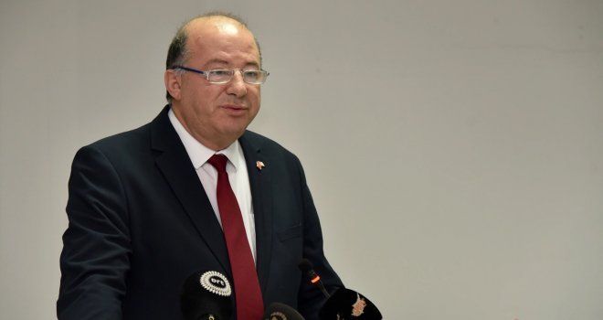 Dinçyürek: 2024’te İlaç Eczacılık Dairesi’ni yeniden yapılandıracağız