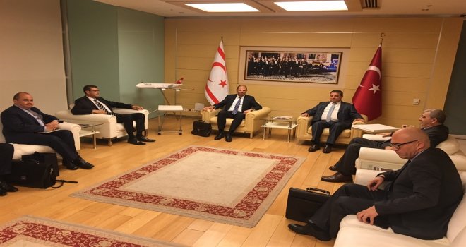 DIŞİŞLERİ BAKANI ÖZERSAY ANKARA'DA..