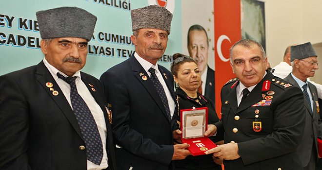 DİYARBAKIR’DA 120 KIBRIS GAZİSİNE MADALYA VE BERAT