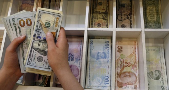 Dolar güne 5.86 seviyesinde başladı