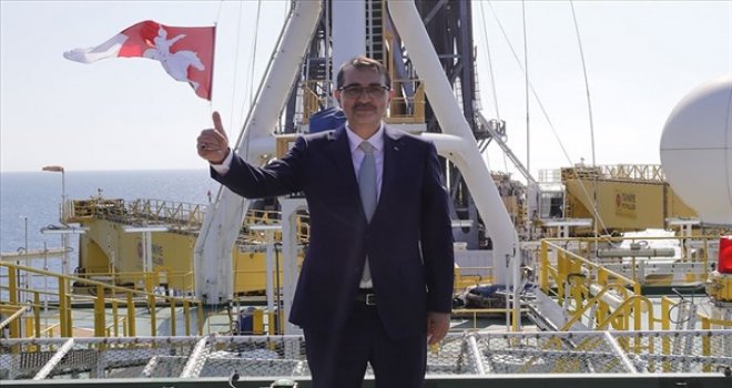 DÖNMEZ: "DOĞAL GAZI BULDUKTAN SONRA ÇIKARTMASINI DA BİLİRİZ"