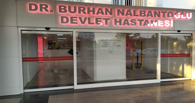 DR. BURHAN NALBANTOĞLU DEVLET HASTANESİ’NİN GİRİŞ VE DANIŞMA BÖLÜMÜ YENİLENDİ
