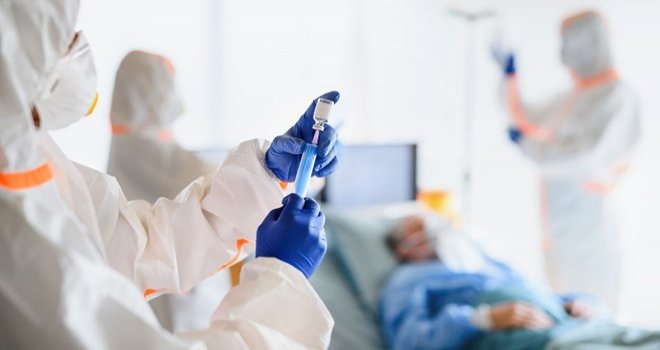 DSÖ: Yarısı Çin’de olmak üzere 6 aşının insan testleri başladı