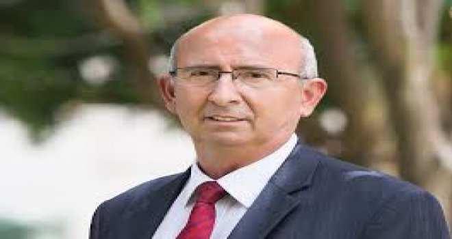 EĞİTİM BAKANI ÖZYİĞİT YDÜ KADIN BASKETBOL TAKIMINI KUTLADI