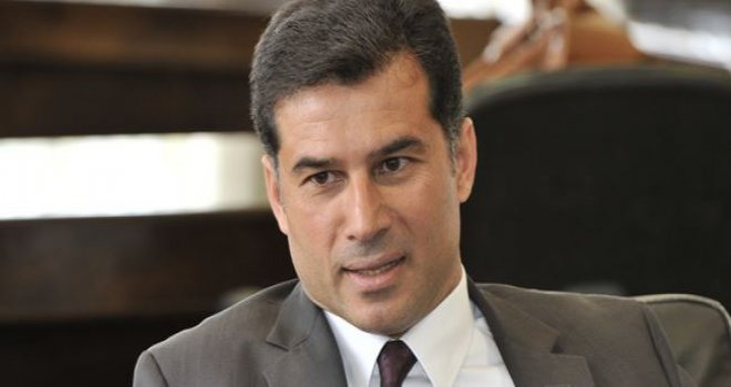 ELAM beni tehdit ediyor