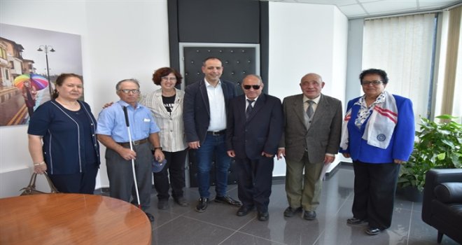 ENGELLİLER FEDERASYONU LTB BAŞKANI HARMANCI’YI ZİYARET ETTİ
