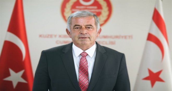 ENNAROĞLU: “ANAVATANIMIZIN 98. YILINA BİRLİKTE YÜRÜMENİN ENGİN GURURUNU YÜREKLERİMİZDE HİSSEDİYORUZ”