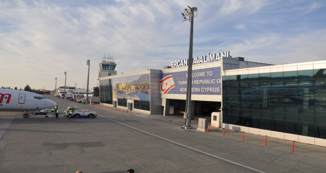 ERCAN'DA BOMBA PANİĞİ