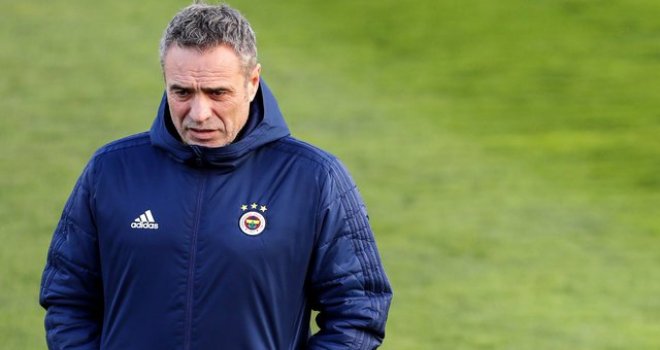 Ersun Yanal transfer için iki mevki verdi Vedat'ın yedeği bulundu