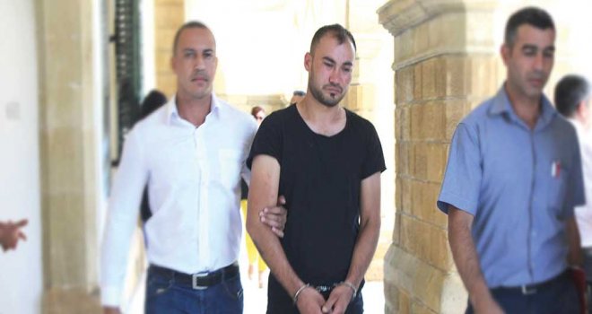 EŞİNİ DARP ETTİ SONRA BIÇAKLA YARALADI