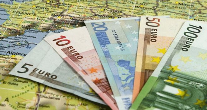 Euro Bölgesi'nde enflasyon 4 yılın en düşük seviyesine indi