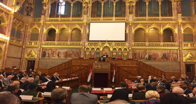 GAÜ DÜNYA BİLİM FORUMUNDA BOY GÖSTERDİ