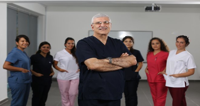 GAÜ SAĞLIK ALANINDA ÇAĞDAŞ EĞİTİM SUNUYOR