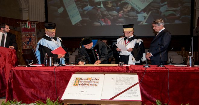 GAÜ Senatosu'ndan İnsan Hakları Yılında Önemli Kararlar