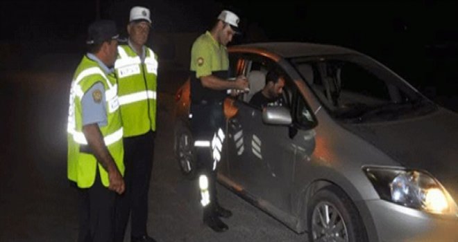 GAZİMAĞUSA, GİRNE VE GÜZELYURT POLİS MÜDÜRLÜKLERİ, ASAYİŞ VE TRAFİK DENETİMLERİ GERÇEKLEŞTİRDİ