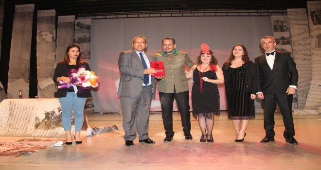 GAZİMAĞUSA’DA "ESARETTEN ÖZGÜRLÜĞE" OYUNU SAHNELENDİ.