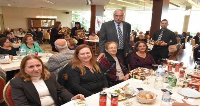 GİRNE BELEDİYESİ İKİNCİ BAHAR ÜYELERİ, YENİ YIL YEMEĞİNDE BİRARAYA GELDİ