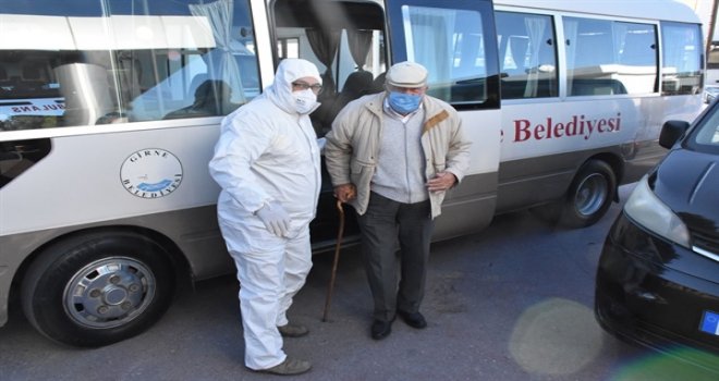 GİRNE BELEDİYESİ’NDEN YAŞLILARA YARDIM..