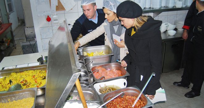Girne'de iki restorant mühürlendi !!!