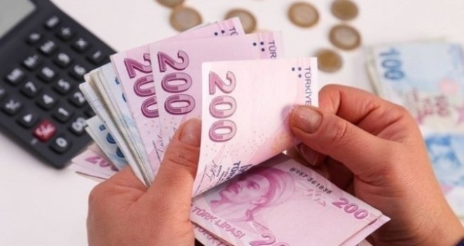 'Göç Yasası' mağduru memurlara maaş artışı