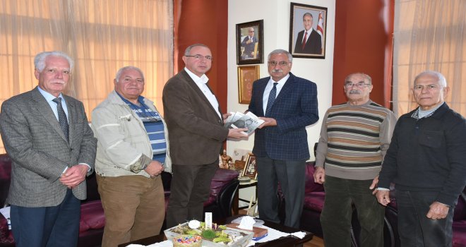 GÜNGÖRDÜ’YE LEYMOSUN/LİMASOLDA BİR LİDER ZİYA RIZKI TAKDİM EDİLDİ