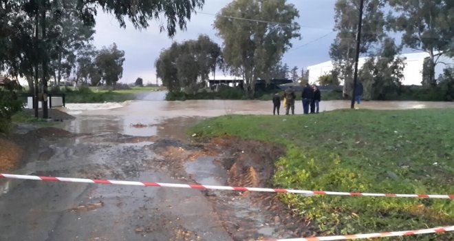 GÜZELYURT BÖLGESİNDE BAZI YOLLAR TRAFİĞE KAPALI