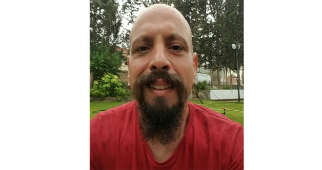 Hilmi Hami  kalbine yenik düştü