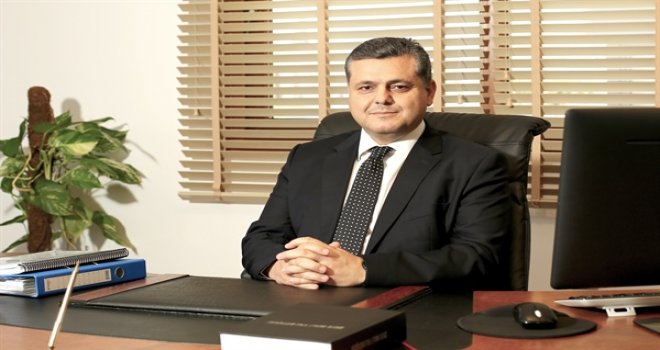 HÜDAOĞLU: CUMHURBAŞKANI AKINCI’DAN YORGUNLUK VE YAKINMA İŞİTEMEZSİNİZ