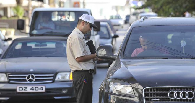 HUZUR OPERASYONU'NDA 5 ARAÇ TRAFİK'DEN MEN EDİLDİ