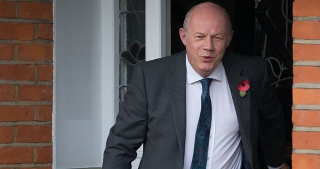 İNGİLTERE'DE BAŞBAKAN YARDIMCISI HAKKINDA  PORNO  İNCELEMESİ