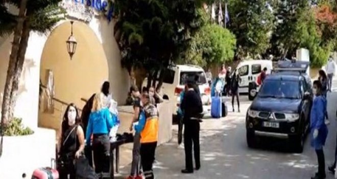 İngiltere’den gelen ve karantina süresi tamamlanan öğrenciler evlerine gönderiliyor