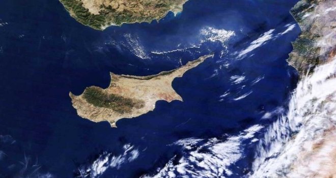 İngiltere’nin savunma raporunda Güney Kıbrıs’a “bölgesel ortak” vurgusu