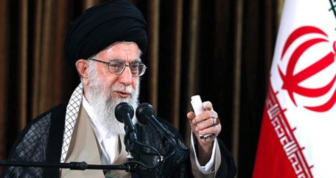 İran Dini Lideri Hamaney: "ABD'nin bölgedeki varlığı son bulmalıdır"