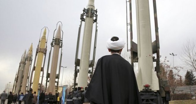 İran DMTK Genel Sekreteri Rızayi: ABD girişimde bulunursa İsrail’i vururuz