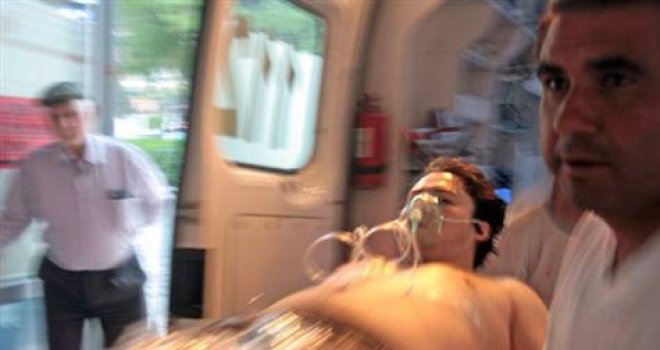 İş kazaları bitmek bilmiyor.Bu sefer bahçivanın beli kırıldı