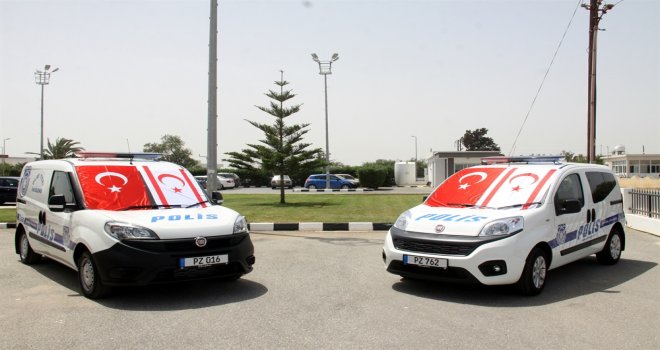 İSKELE BELEDİYESİ, İSKELE POLİSİNE İKİ ARAÇ HİBE ETTİ..