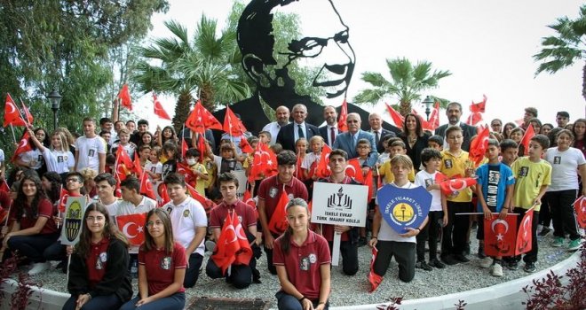 İskele’de Dr. Fazıl Küçük Parkı ve Dr. Fazıl Küçük Anıtı açıldı