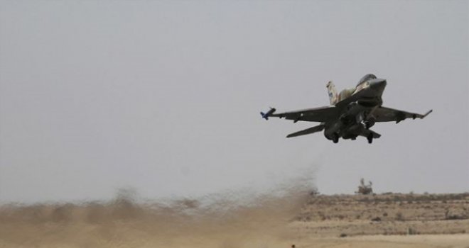 İSRAİL UÇAKLARI SURİYE'Yİ VURDU