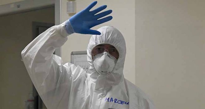 İtalya’da koronavirüsten 100 doktor hayatını kaybetti
