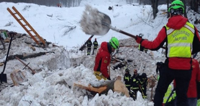 İtalya’daki çığ felaketinde 23 kişiye soruşturma